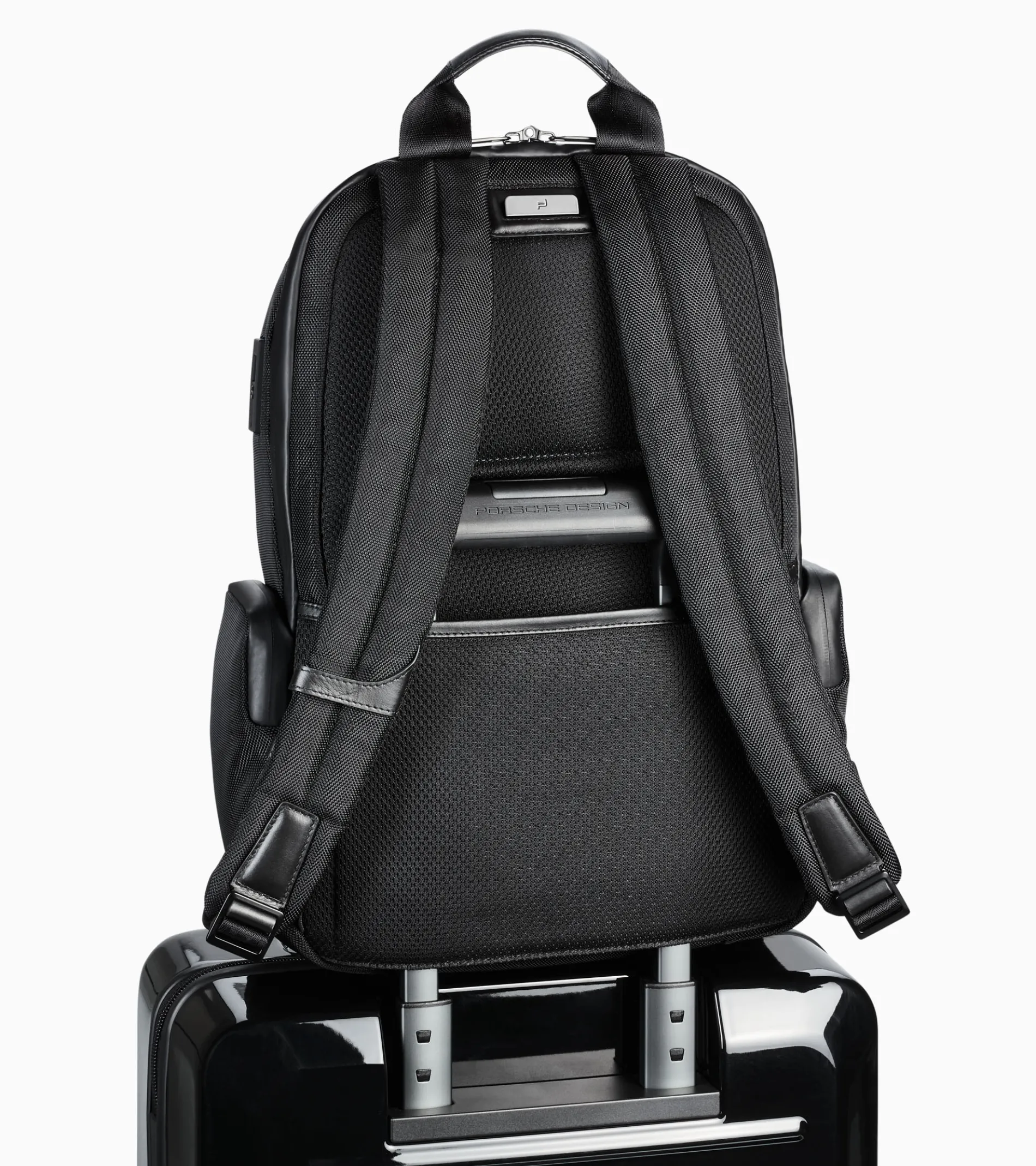 Roadster Pro Backpack M1