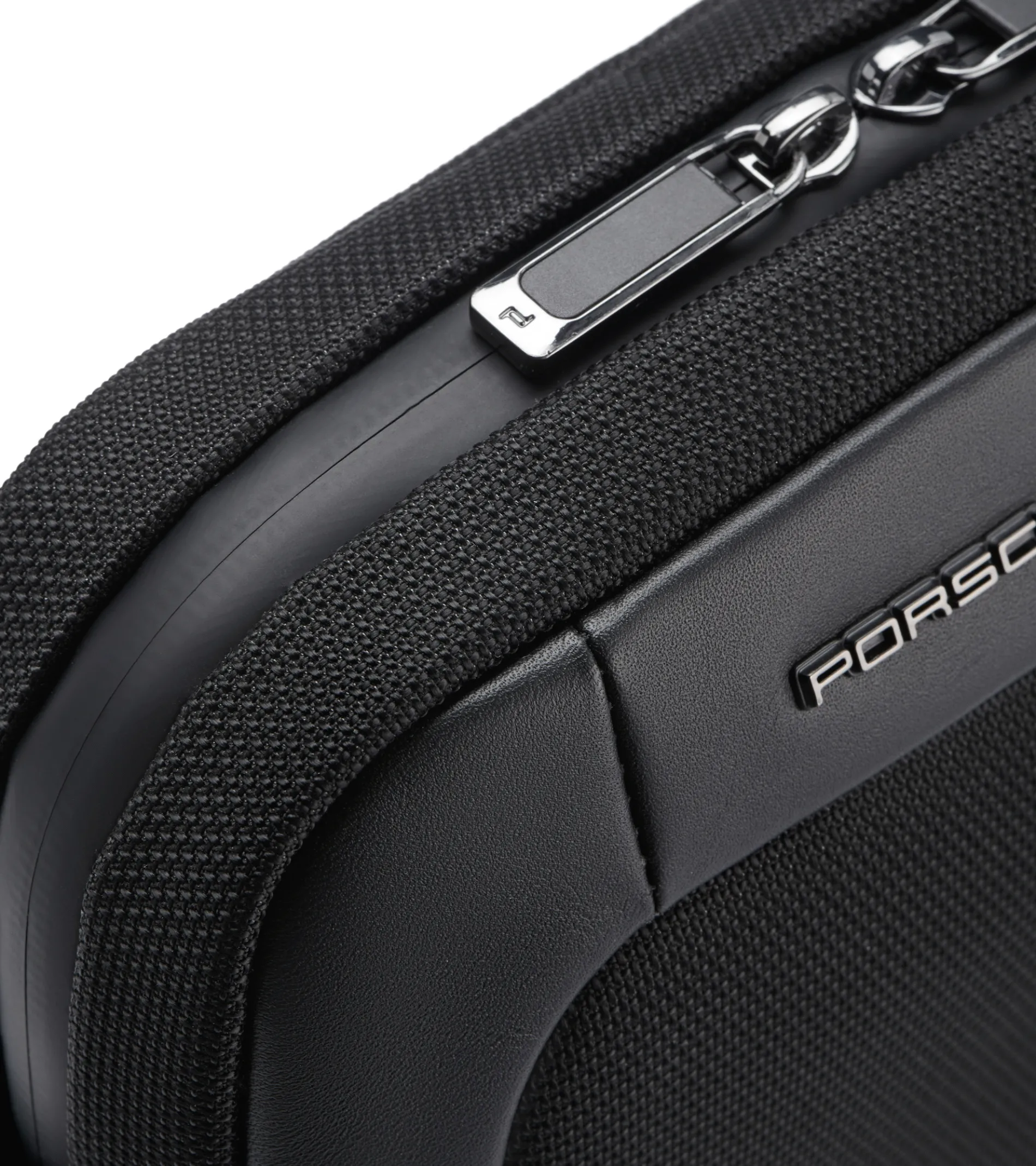 Roadster Nylon Shoulderbag Xs