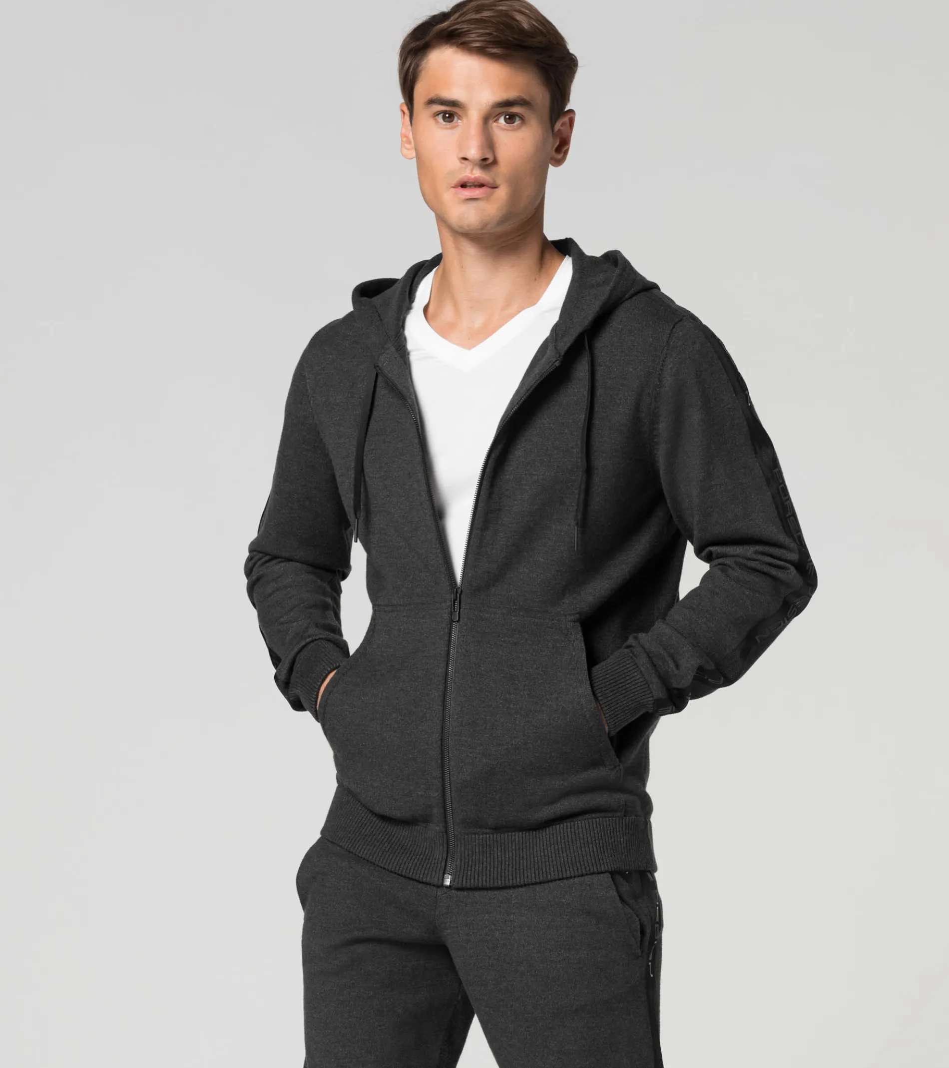 Full-Zip Leisure Jacket